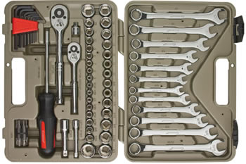 70 PIECE TOOL SET/Crescent