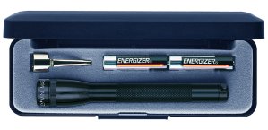 MINI MAG-LITE FLASHLIGHT PRESENTATION BOX/Black, includes: flashlight, pocket clip, and 2 ea AAA alkaline batteries.